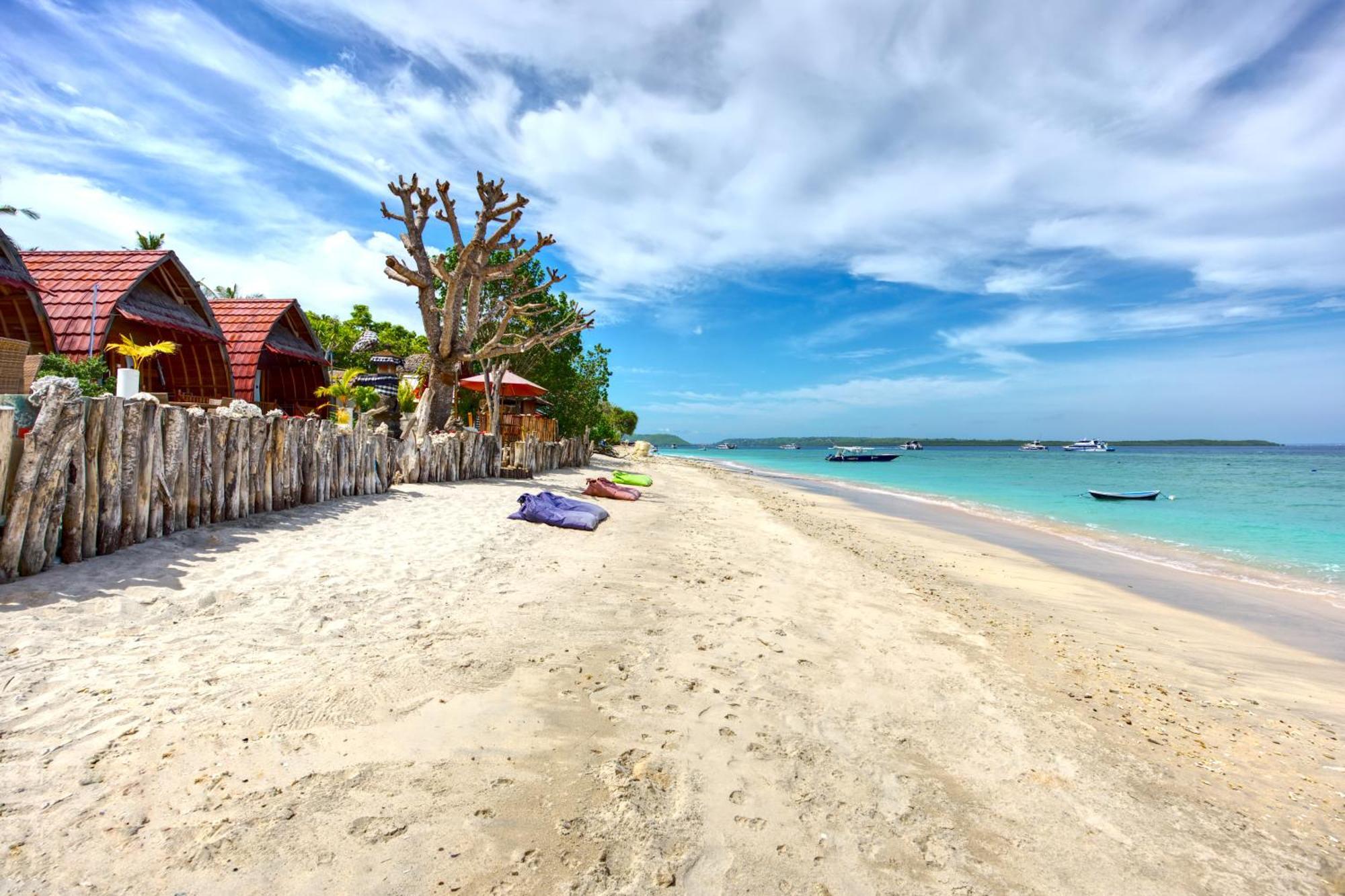 Santen Beach Bungalows Ped Exterior foto